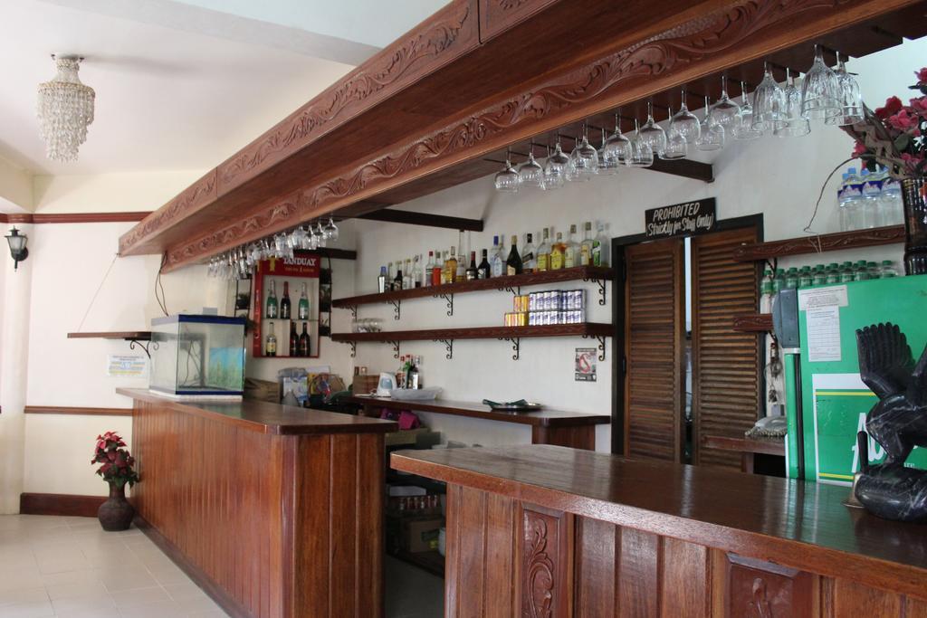 Tonglen Beach Resort Balabag  Екстериор снимка