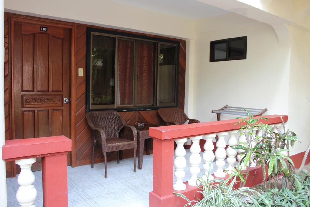 Tonglen Beach Resort Balabag  Стая снимка