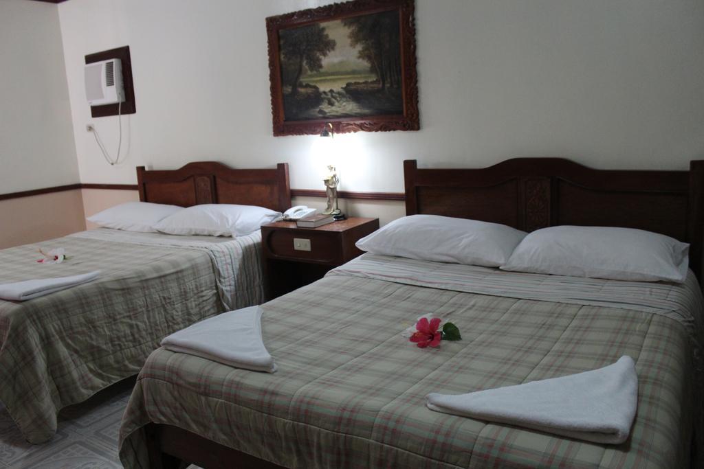 Tonglen Beach Resort Balabag  Стая снимка