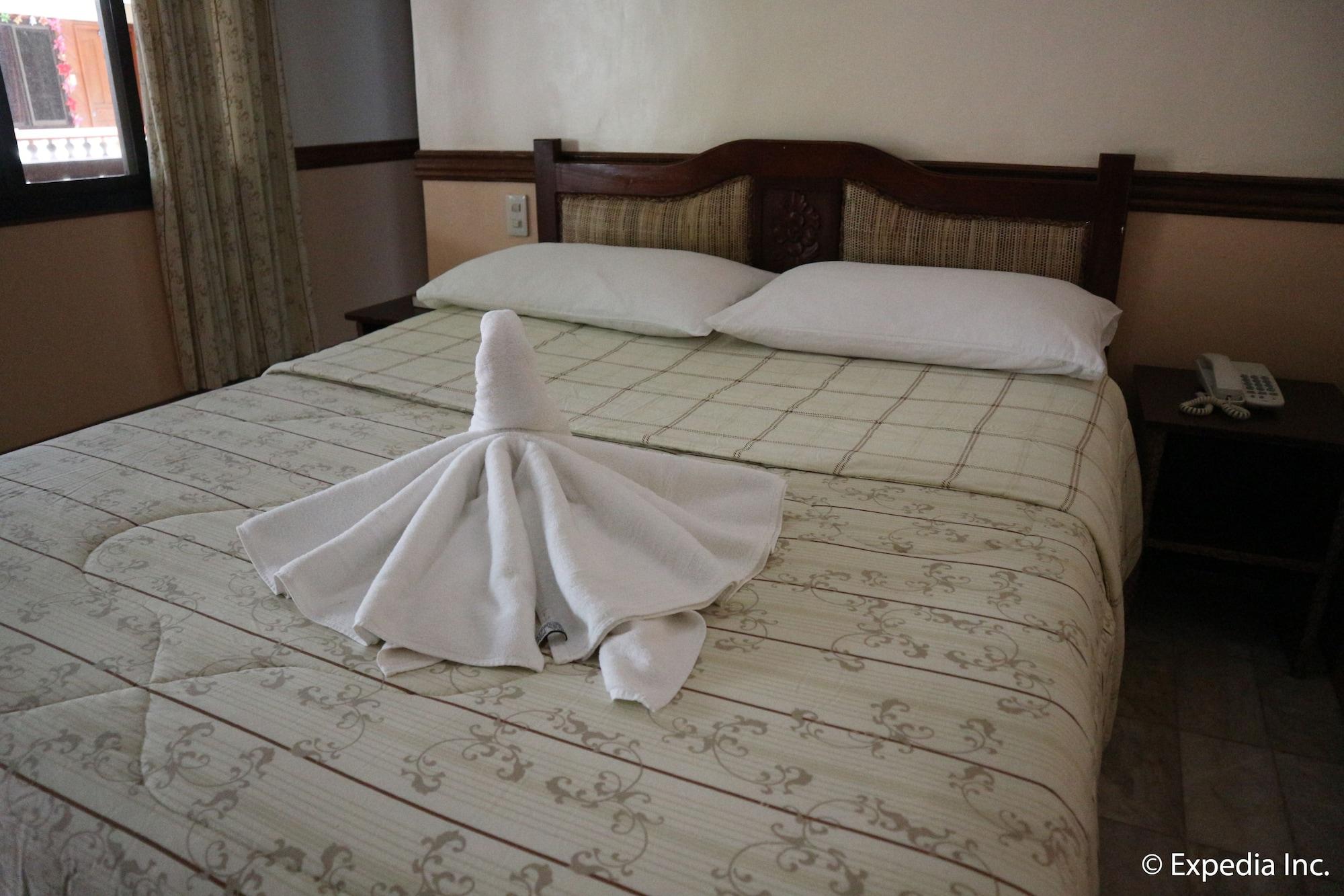 Tonglen Beach Resort Balabag  Екстериор снимка